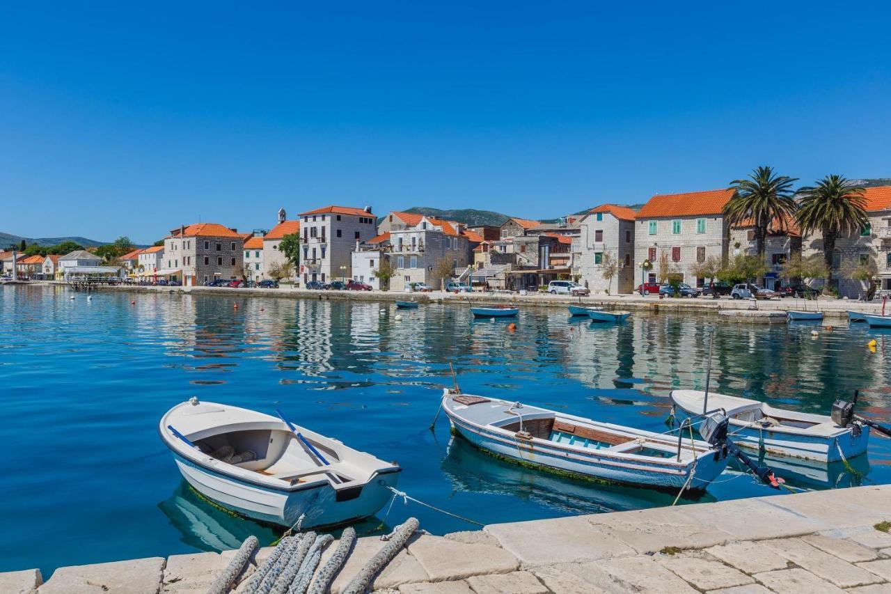 Seafront Apartments Karlo Kastela Dış mekan fotoğraf